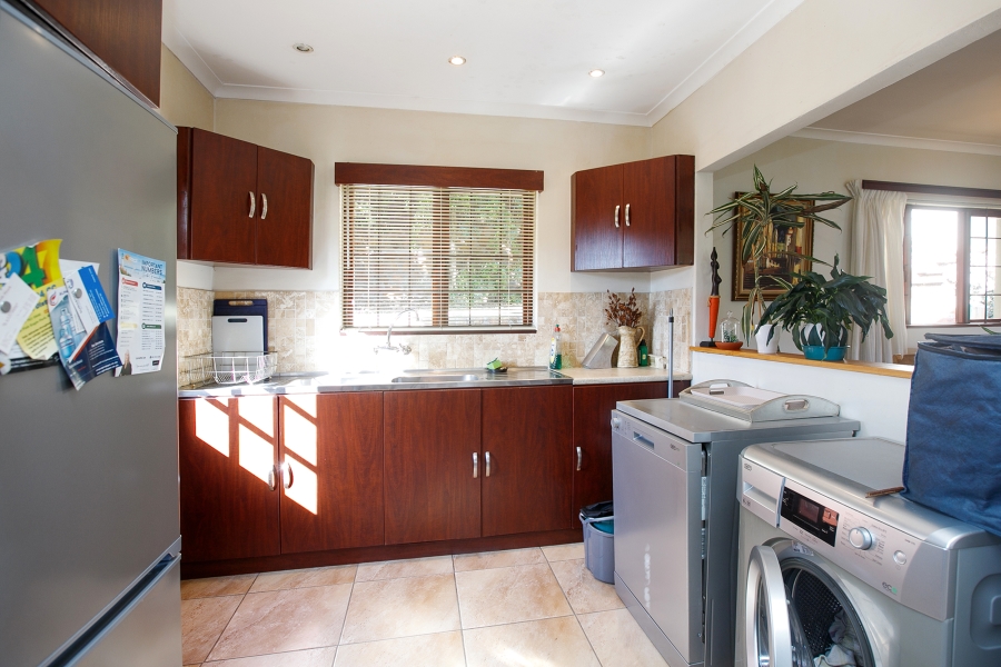 3 Bedroom Property for Sale in Glencairn Western Cape